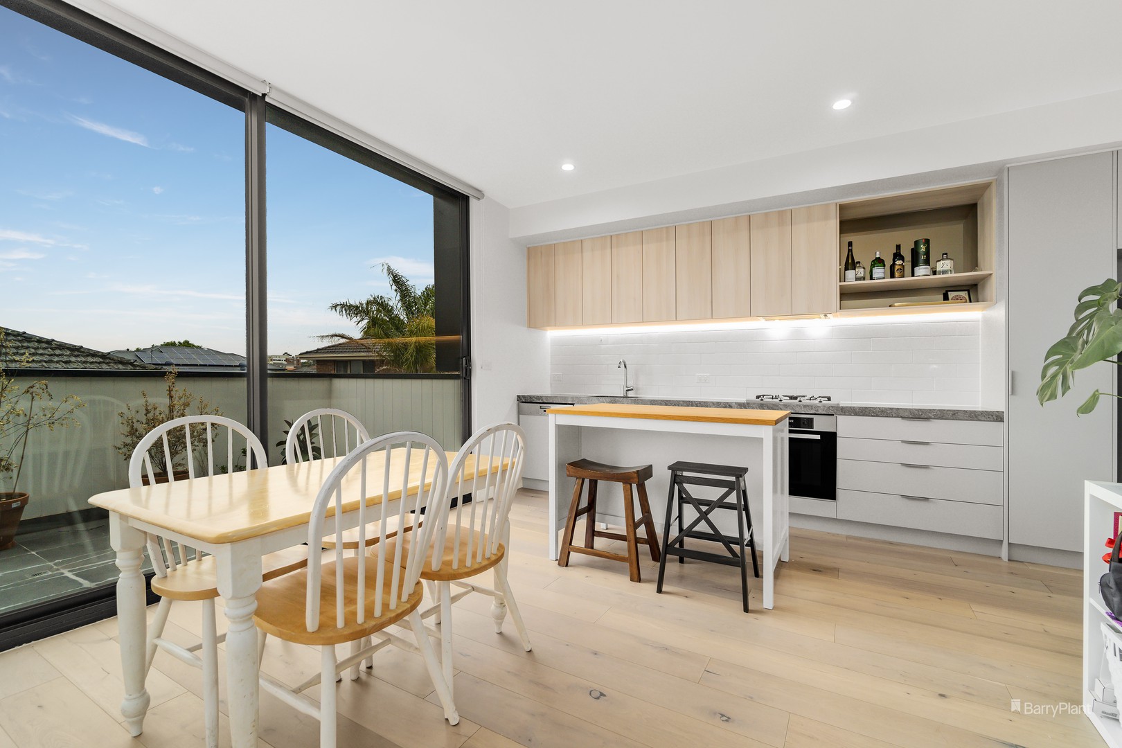 5/146 Beverley Street, Doncaster East, VIC 3109 - Thumbnail 1 - 04/01/2022