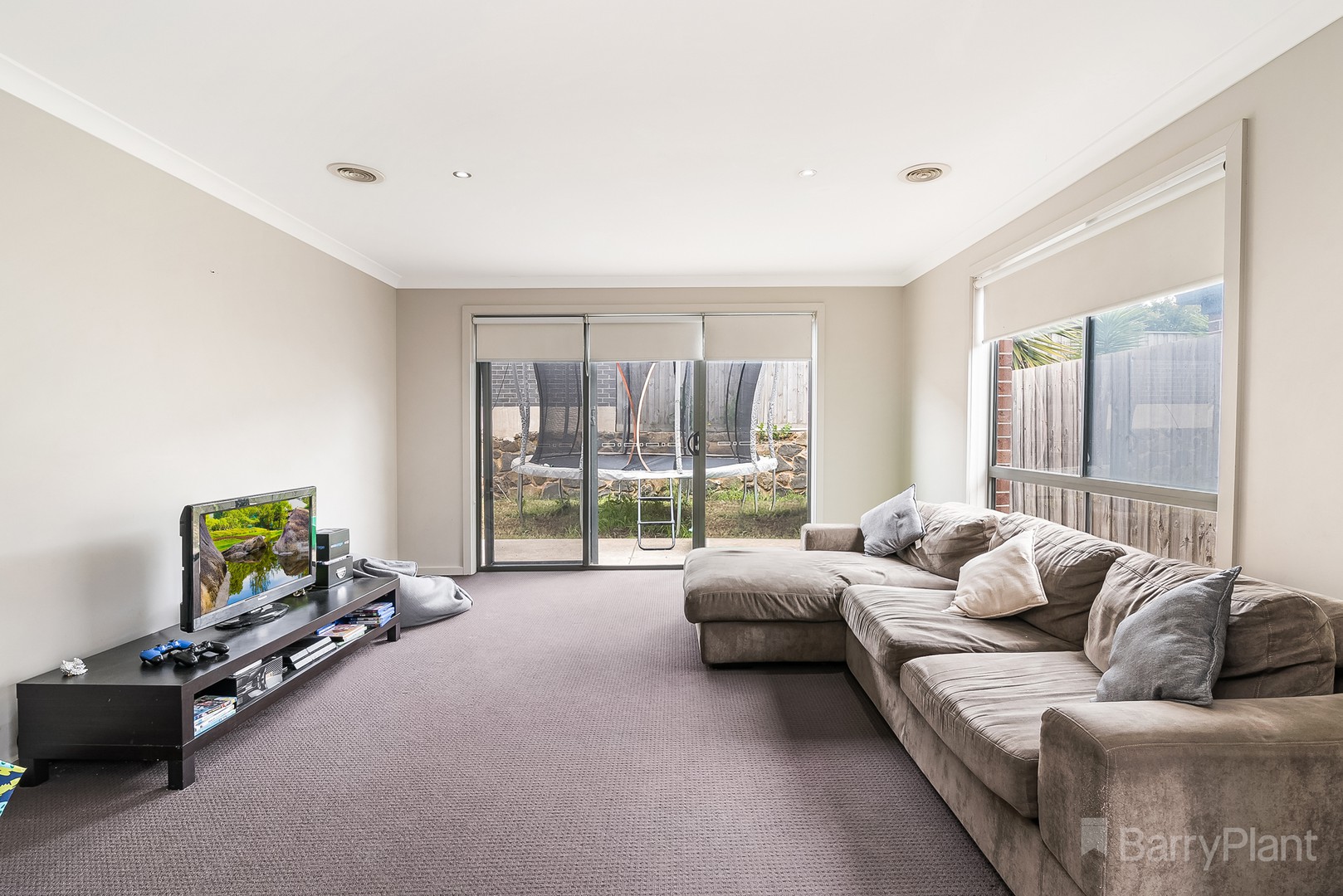 5/15 Marl CloseSunbury, VIC 3429, Sunbury - Thumbnail 2