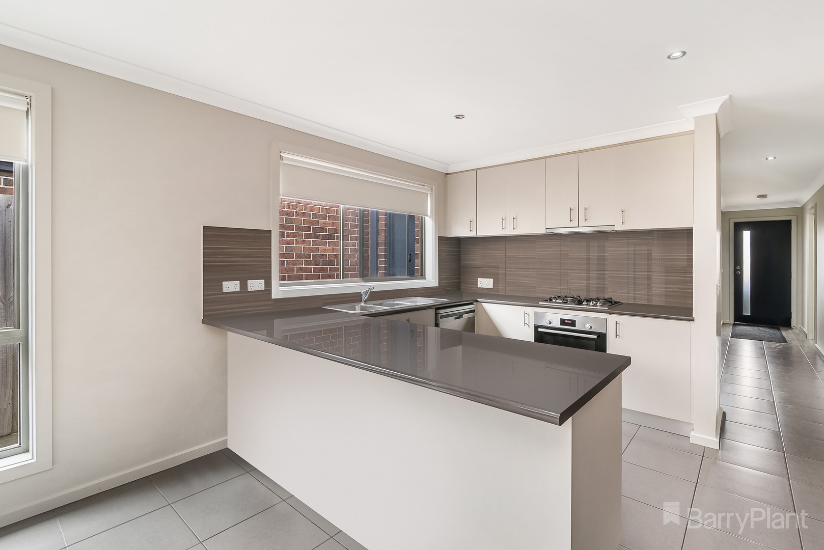 5/15 Marl CloseSunbury, VIC 3429, Sunbury - Thumbnail 4