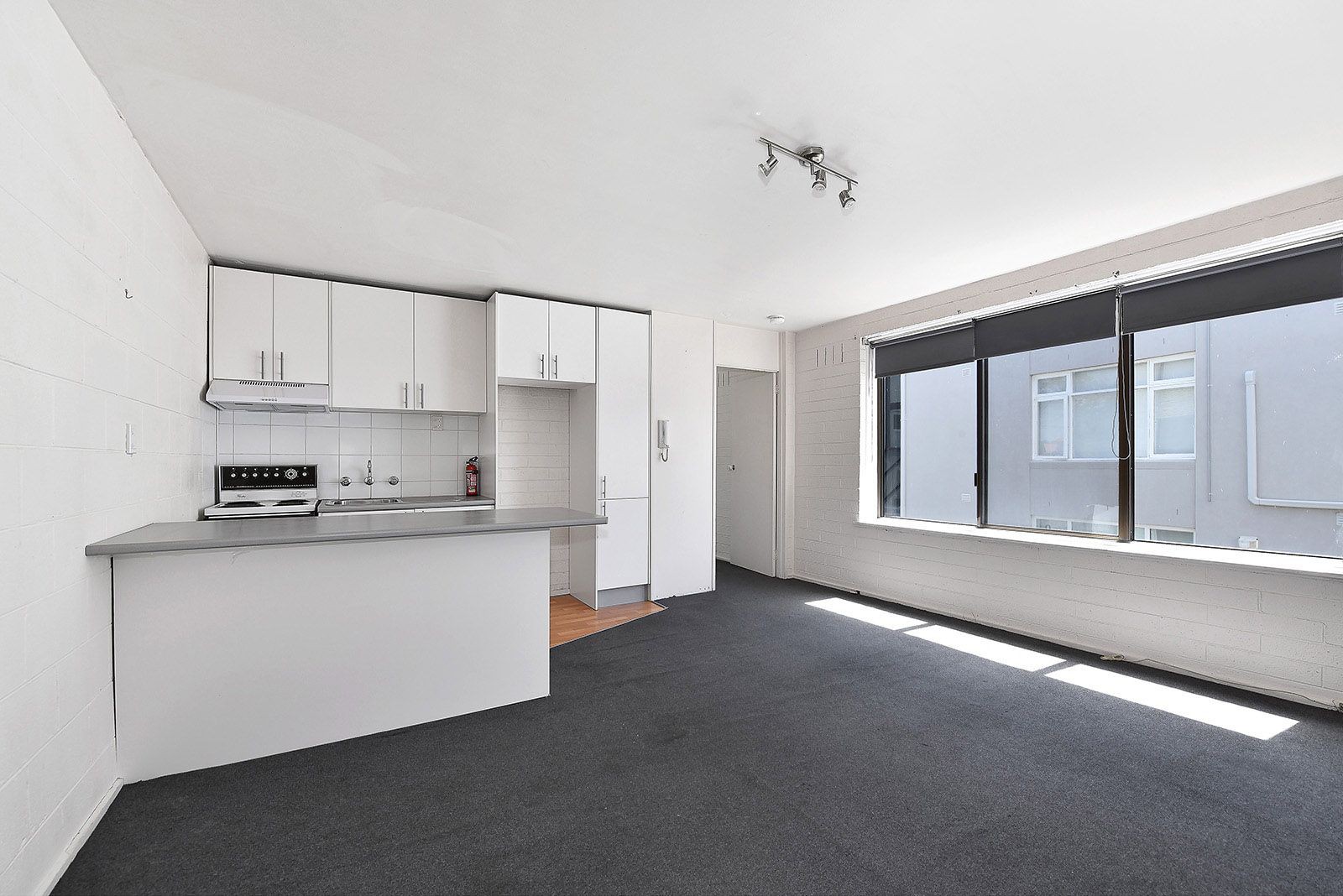 5/158 Napier StreetEssendon, VIC 3040, Essendon - Thumbnail 2