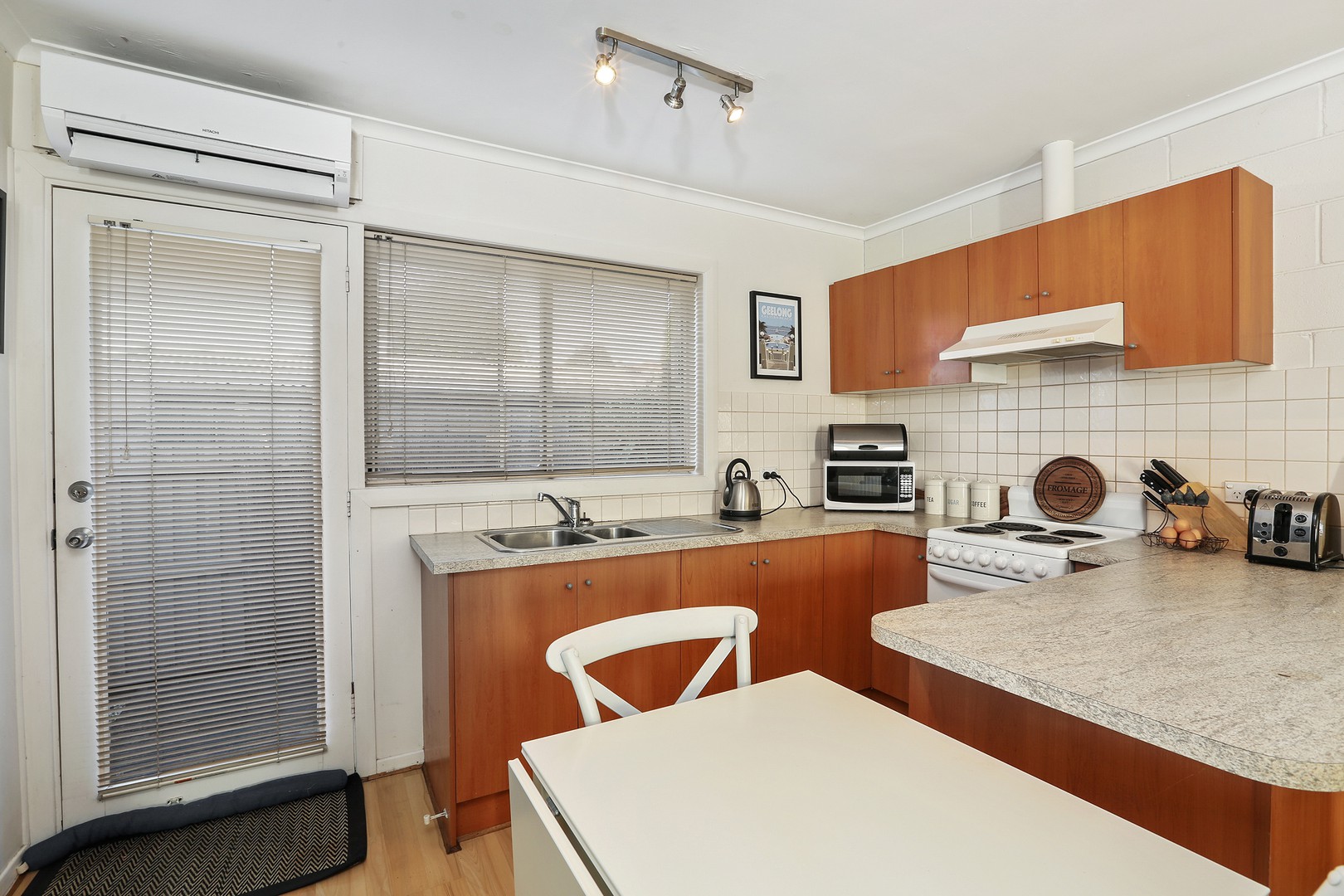 5/16 Stafford  Street, Herne Hill, VIC 3218, Herne Hill - Thumbnail 4