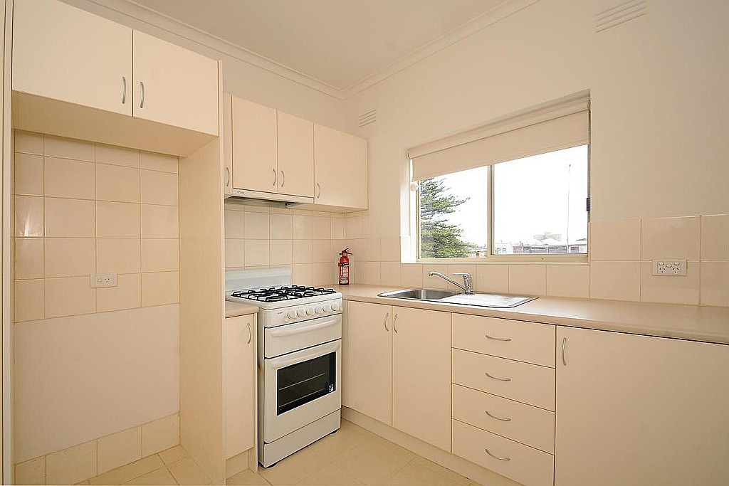 5/16 Westbury  Grove, St Kilda, VIC 3182, St Kilda - Thumbnail 2