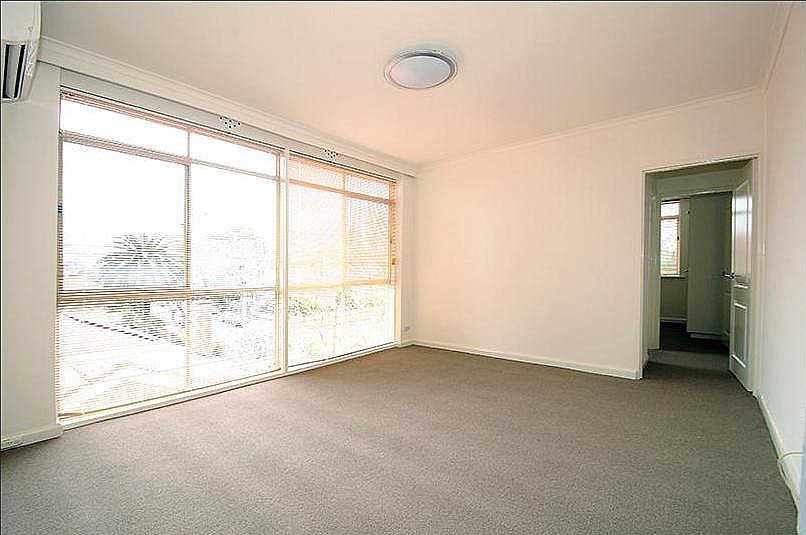 5/16 Westbury  Grove, St Kilda, VIC 3182, St Kilda - Thumbnail 3