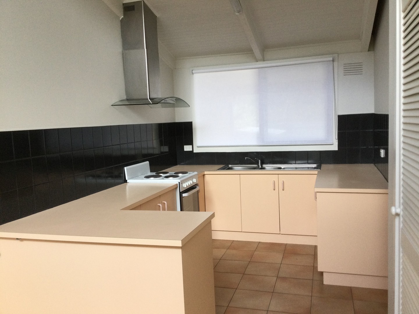 5/2-12 Glen Park  Road, Bayswater, VIC 3153, Bayswater - Thumbnail 4