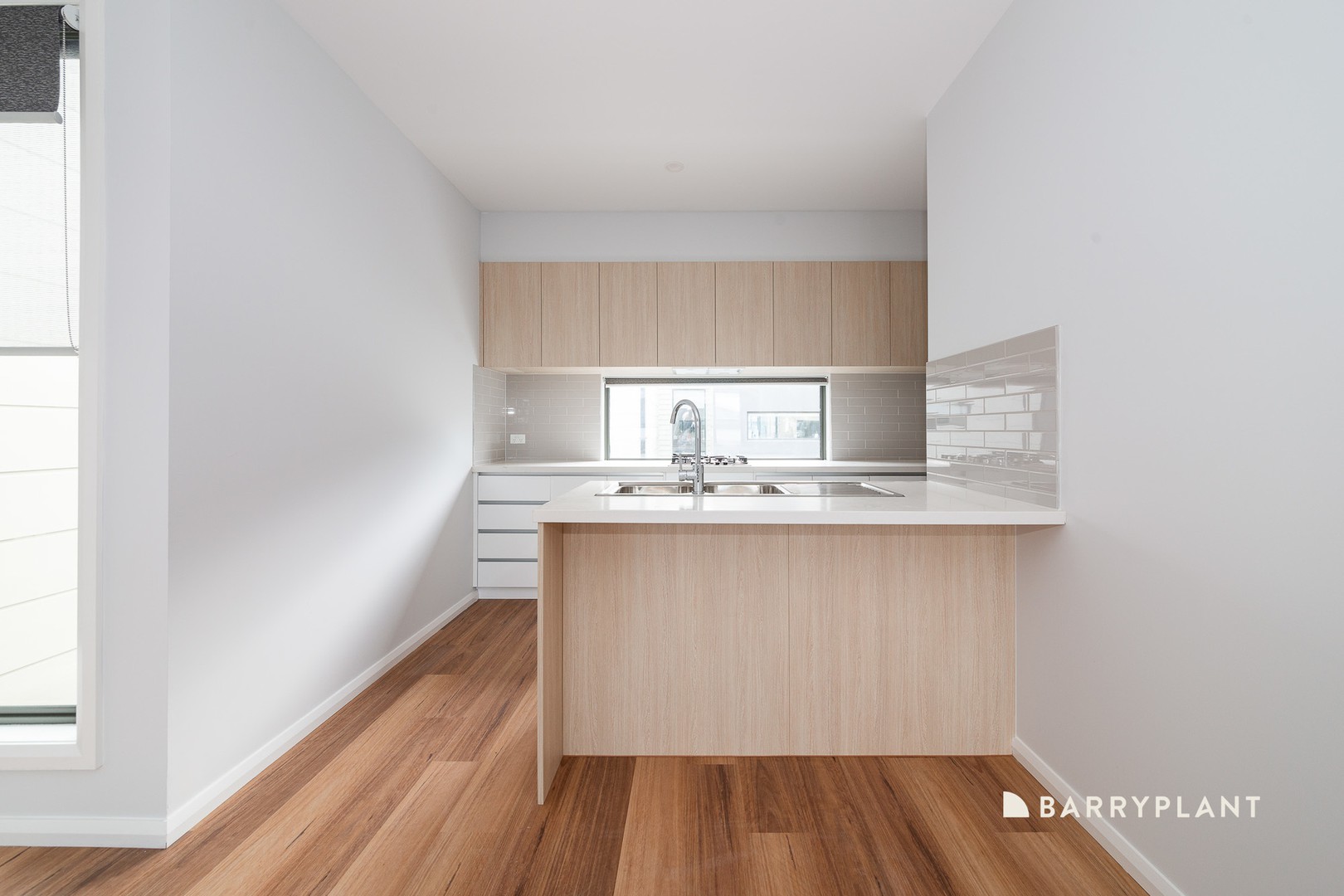 5/2 Josephine Street, Oak Park, VIC 3046 - Thumbnail 2 - 05/11/2025