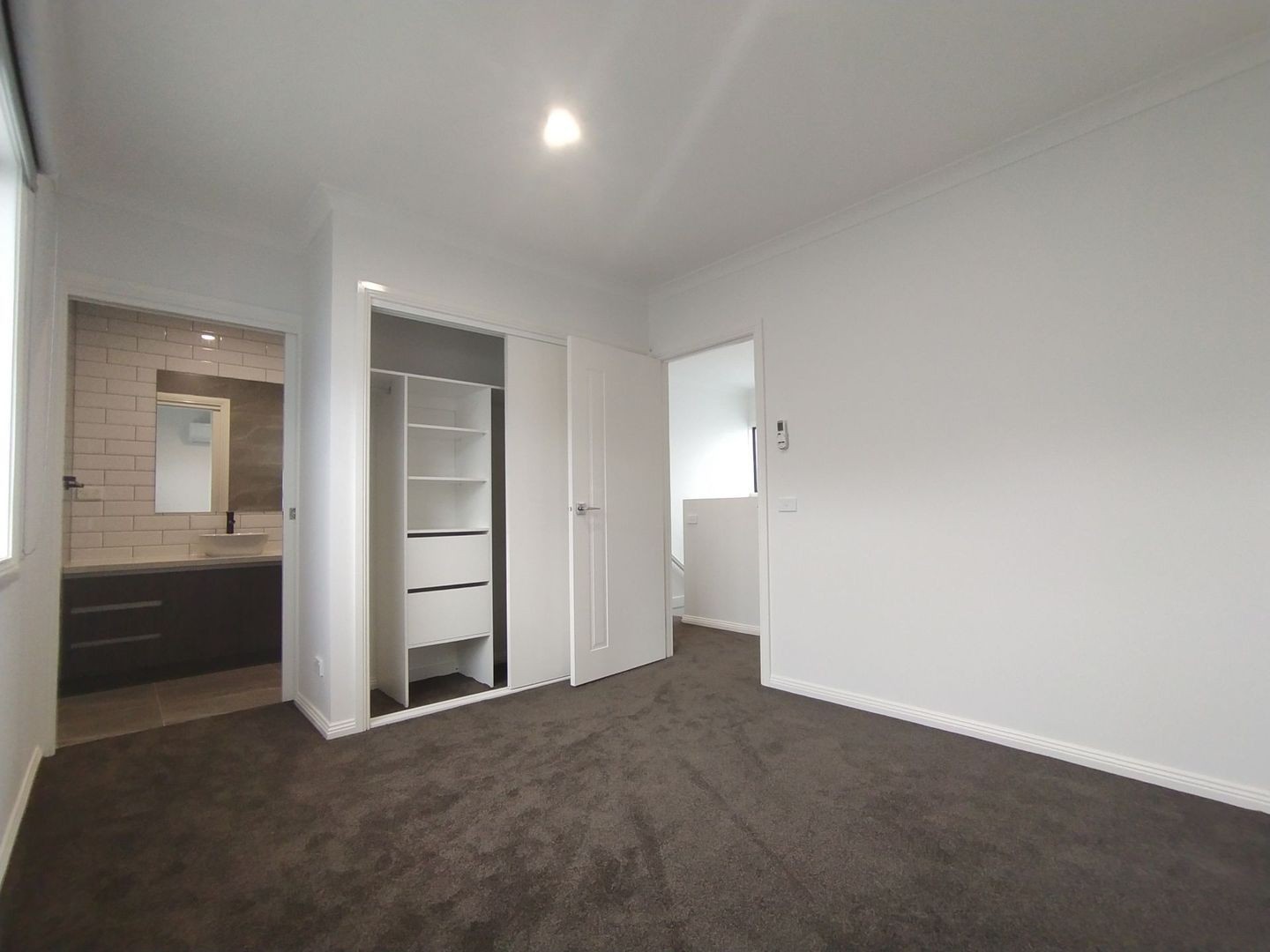 5/220 Waiora Road, Rosanna, VIC 3084, Rosanna - Thumbnail 4
