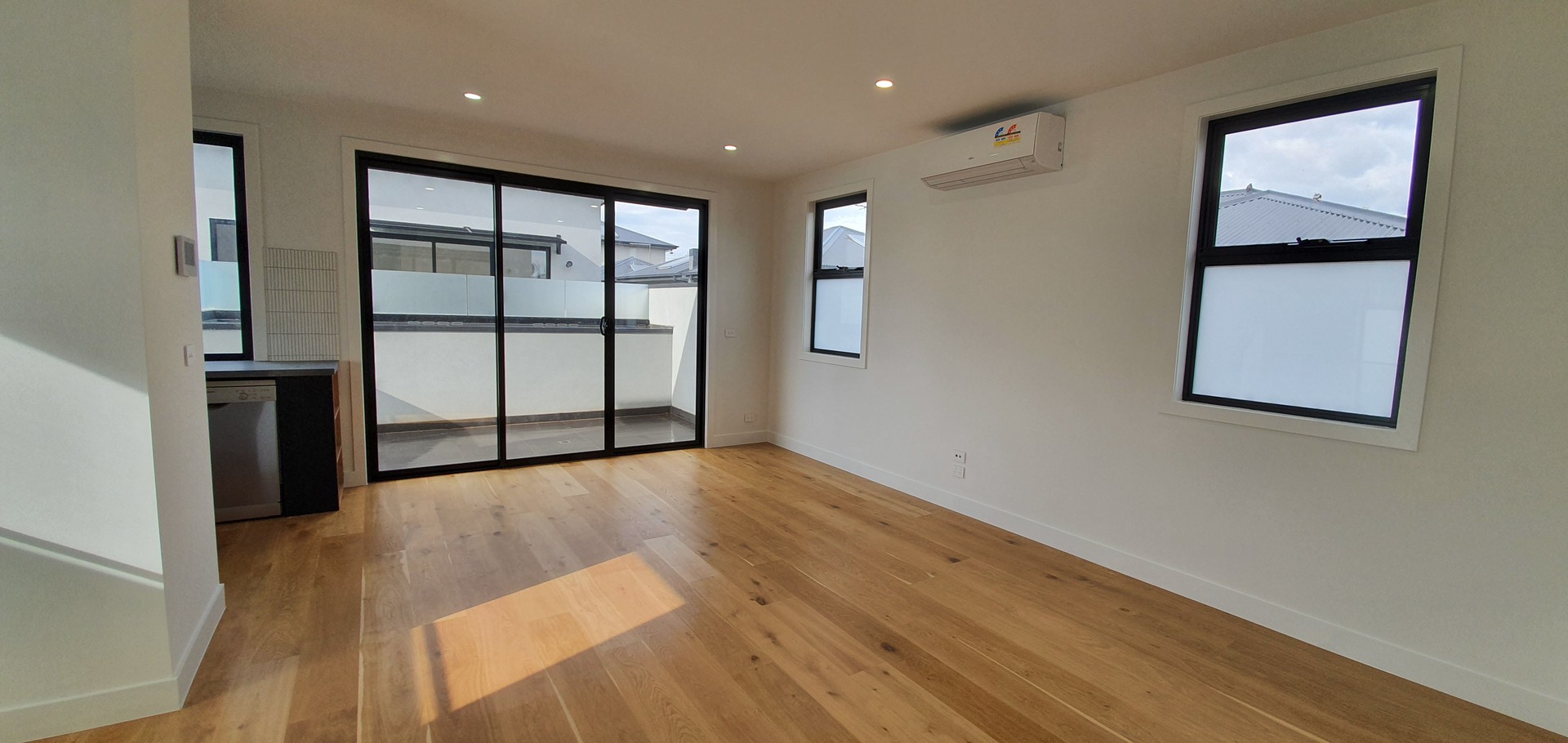 5/245 Heildelberg Road, Northcote, VIC 3070, Northcote - Thumbnail 3