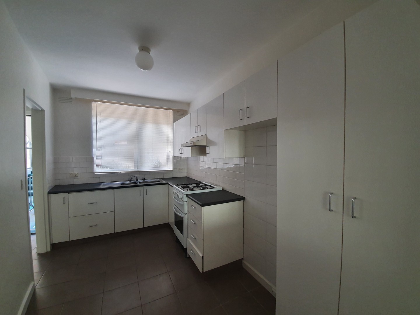 5/2A Robe Street, St Kilda, VIC 3182, St Kilda - Thumbnail 2