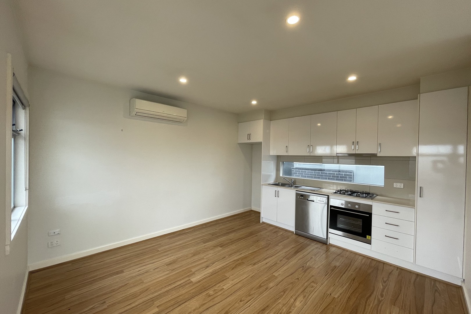 5/3 Barry Street, Reservoir, VIC 3073 - Thumbnail 1 - 25/11/2021