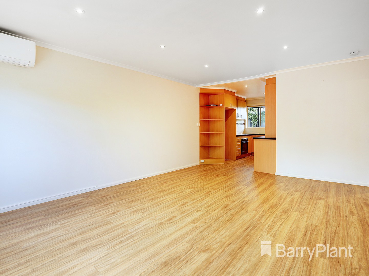 5/3 Yvonne Court, Heatherton, VIC 3202, Heatherton - Thumbnail 2