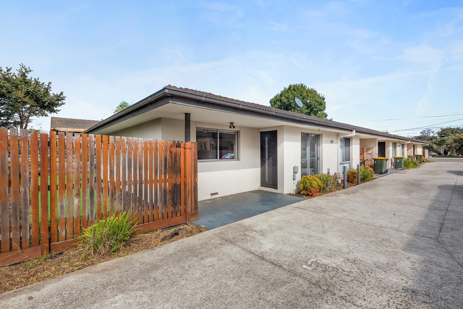 5/33 Dandenong East Road, Frankston, VIC 3199 - Thumbnail 2 - 02/04/2025