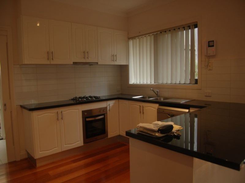 5/34 Grove Street, Eltham, VIC 3095, Eltham - Thumbnail 2