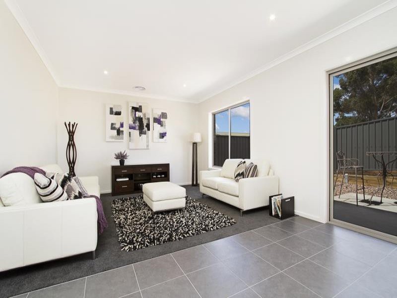 5/35 Pallett StreetGolden Square, VIC 3555  - Leased, Golden Square - Thumbnail 3