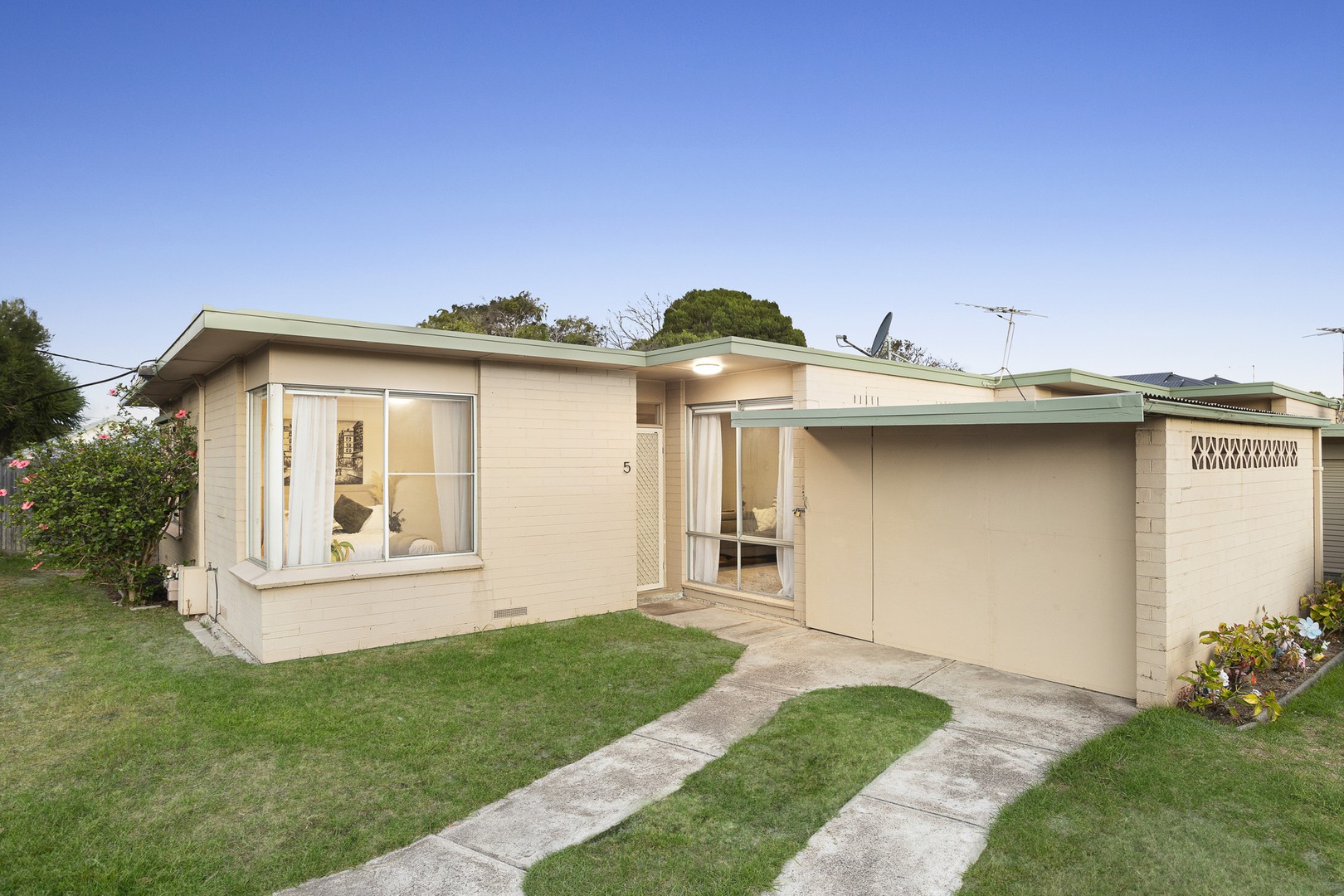 5/4-6 Brixton Street, Bonbeach, VIC 3196 - Thumbnail 2 - 30/03/2026