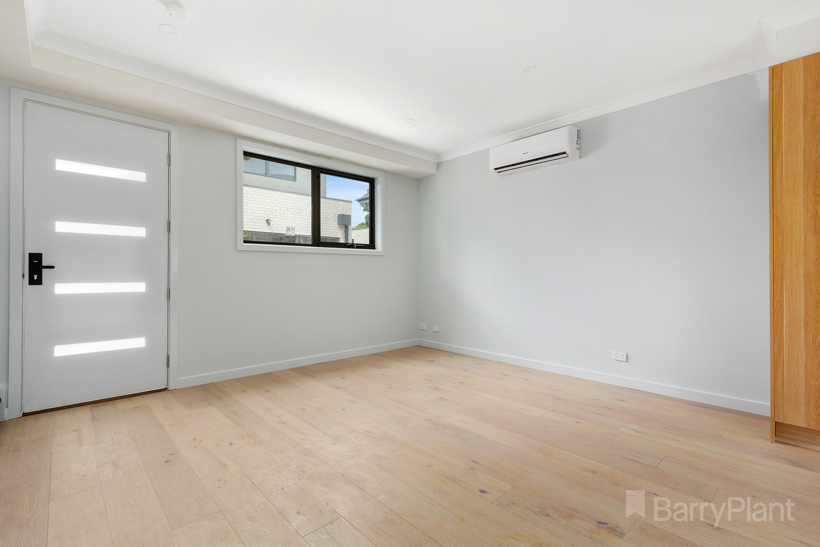 5/4 Anne RoadKnoxfield, VIC 3180, Knoxfield - Thumbnail 2