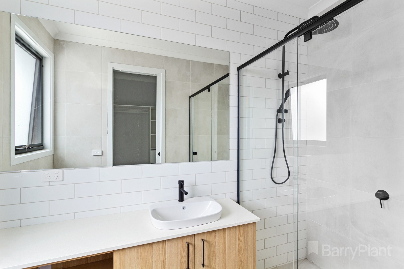 5/4 Anne RoadKnoxfield, VIC 3180, Knoxfield - Thumbnail 4
