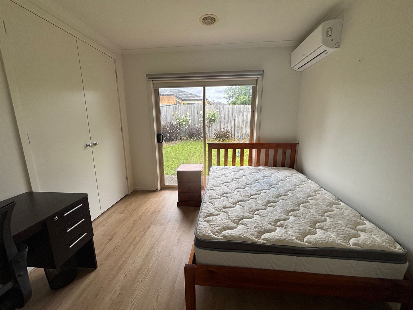5-5 Thwaites Cl, Highton, VIC 3216, Highton - Thumbnail 2