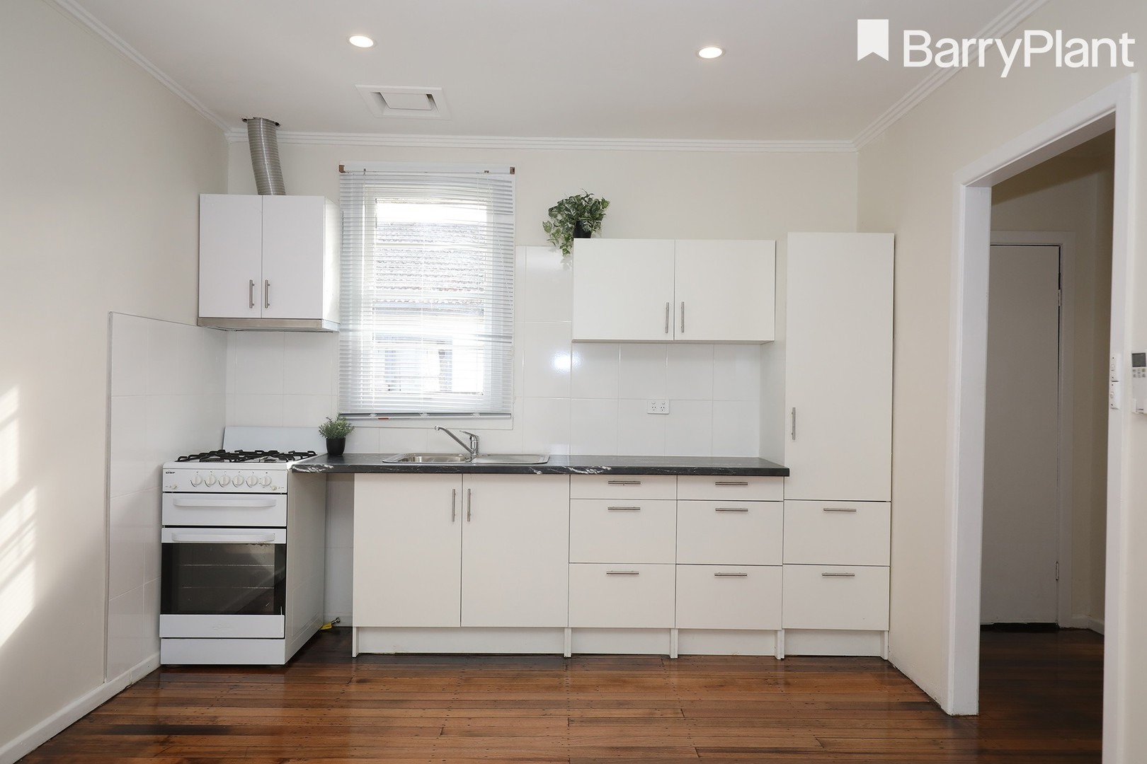 5/6 Birdwood Street, Frankston, VIC 3199, Frankston - Thumbnail 2