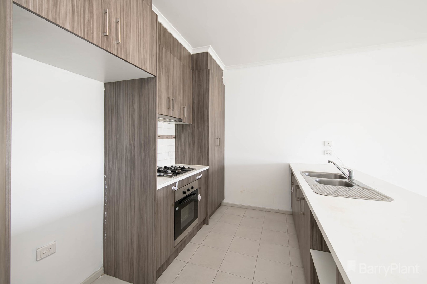 5/7-8 Roseville Court, Berwick, VIC 3806, Berwick - Thumbnail 4