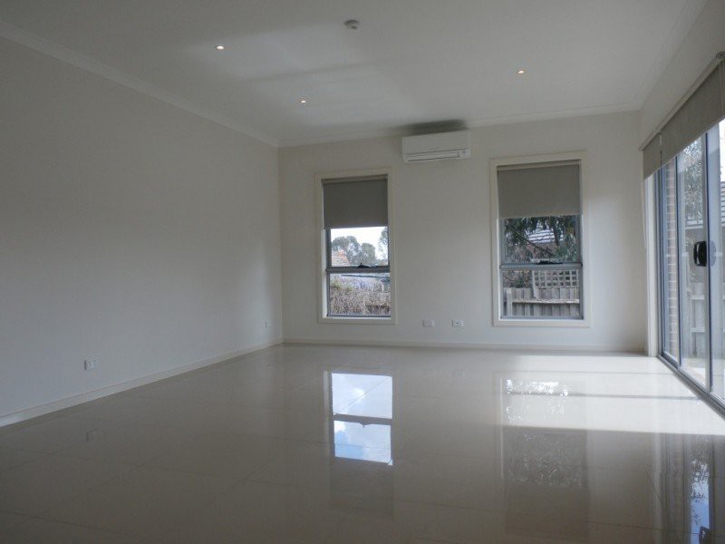 5/7 Reynolds Parade, Pascoe Vale South, VIC 3044, Pascoe Vale South - Thumbnail 3