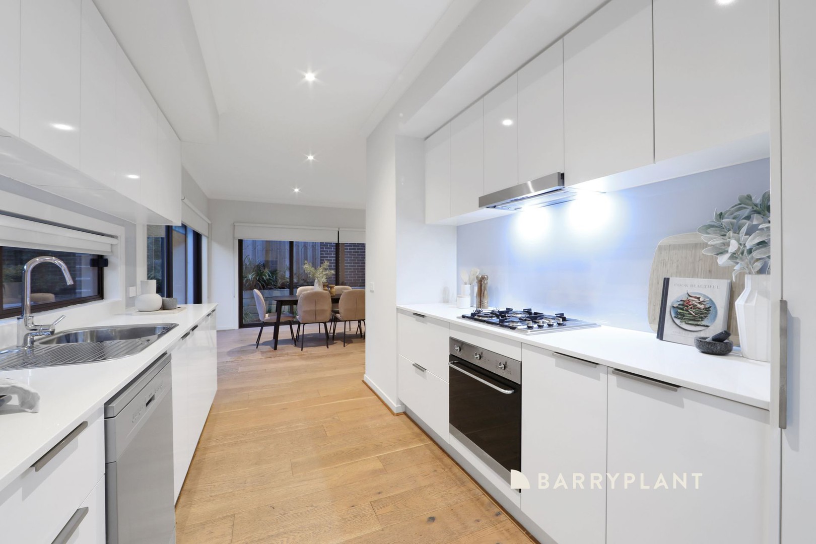 5/7 Saltbush Court, Rowville, VIC 3178, Rowville - Thumbnail 2