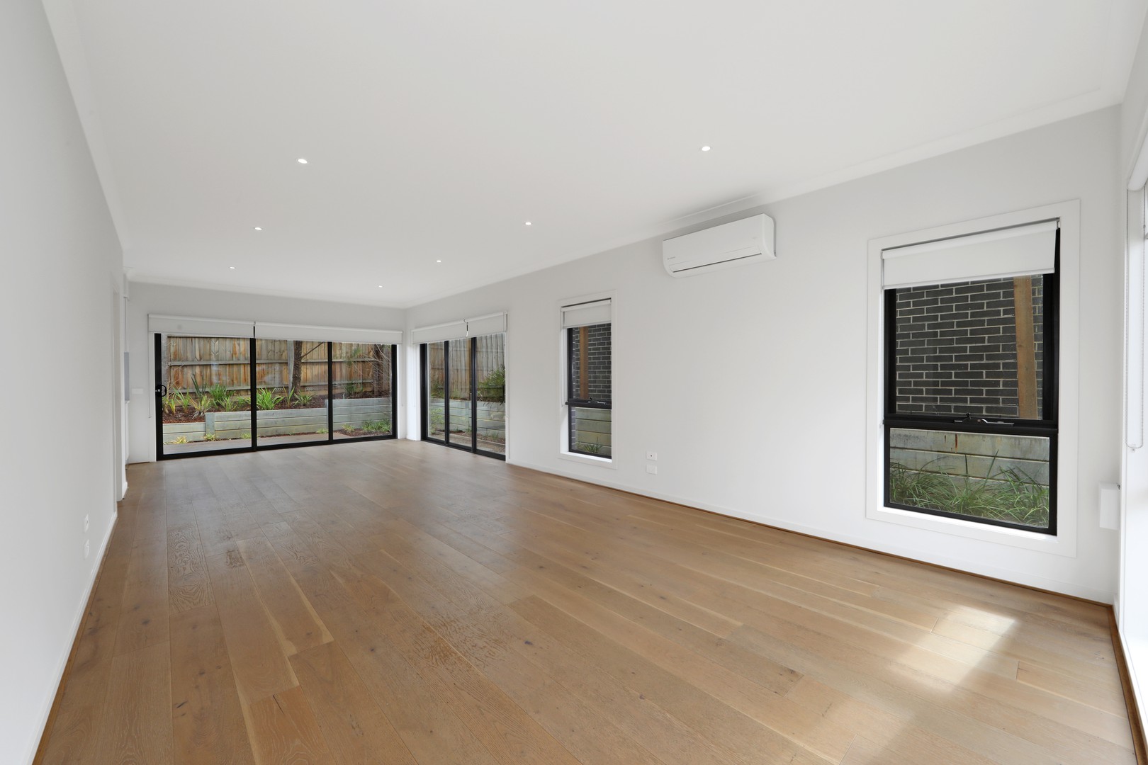5/7 Saltbush Court, Rowville, VIC 3178, Rowville - Thumbnail 2