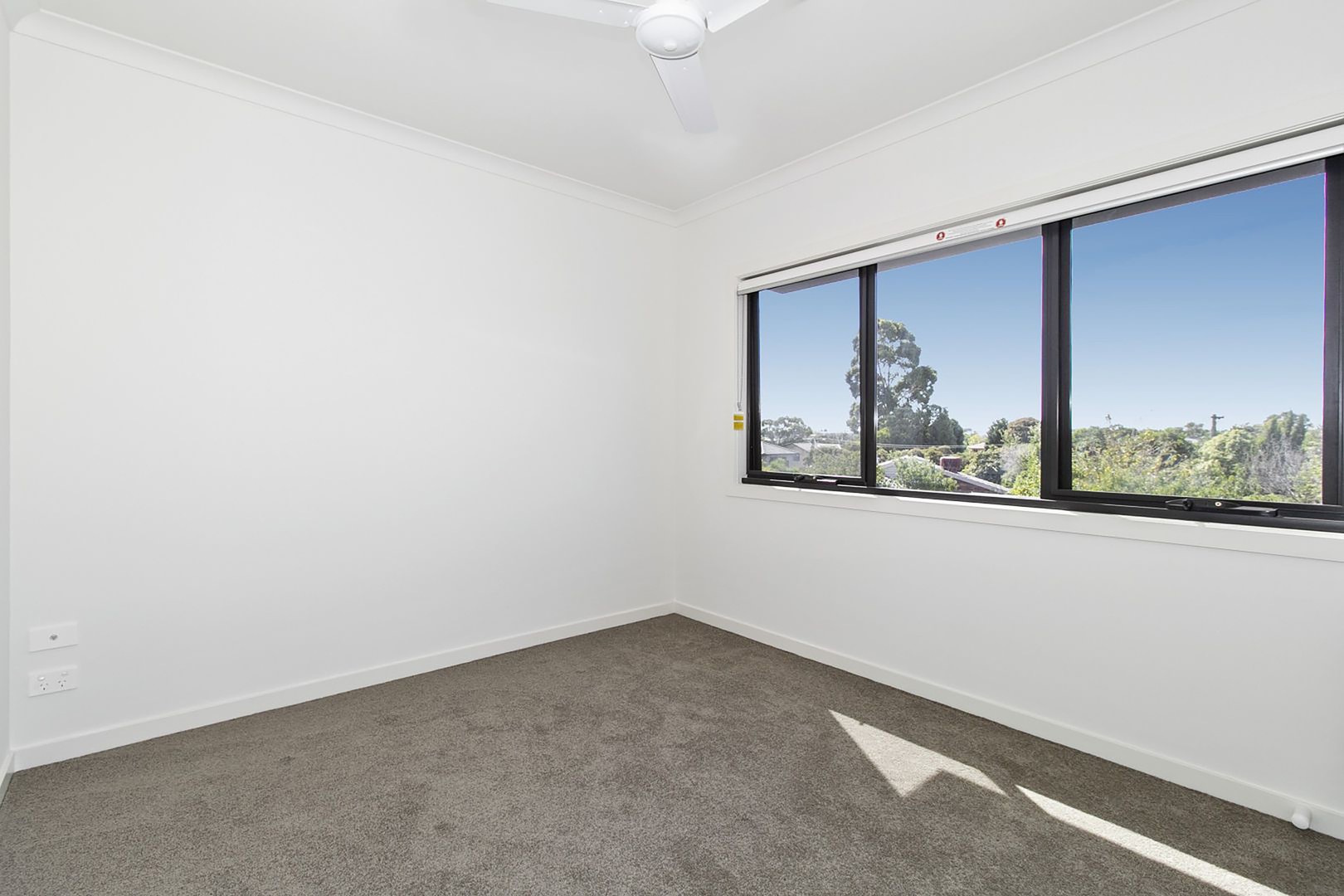 5/8 Hillview Avenue, Rowville, VIC 3178, Rowville - Thumbnail 4