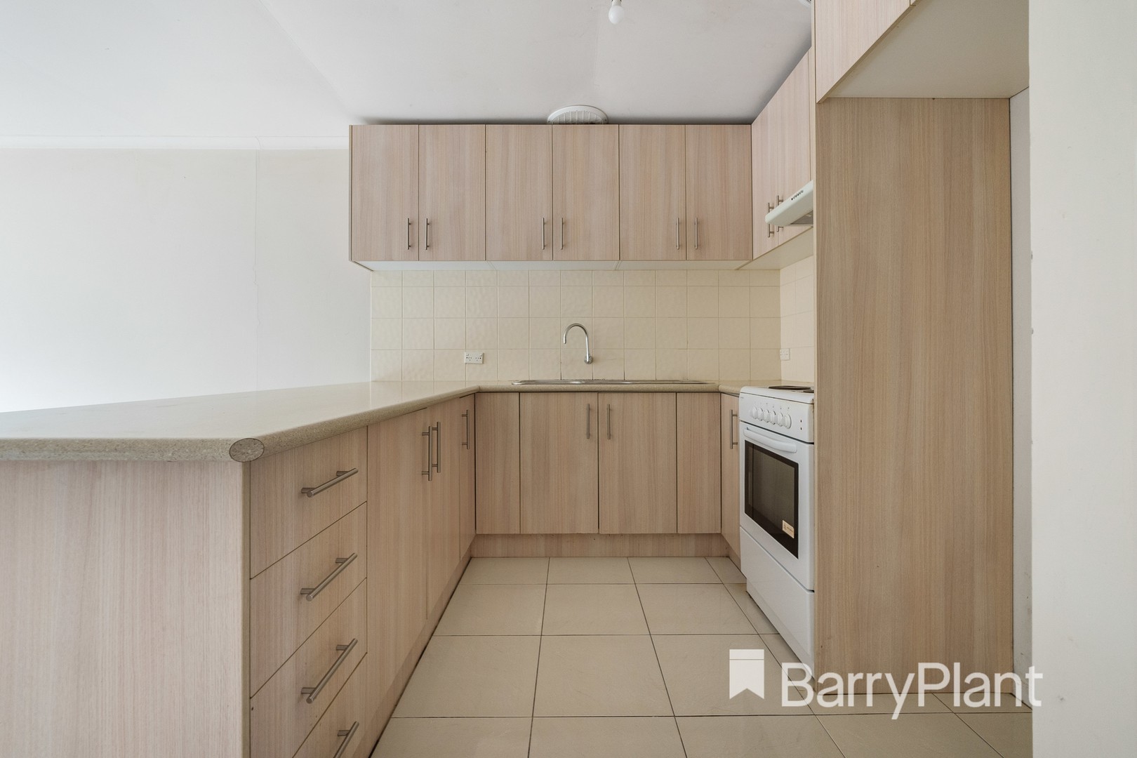 5/9 Albert CrescentSt Albans, VIC 3021, St Albans - Thumbnail 3