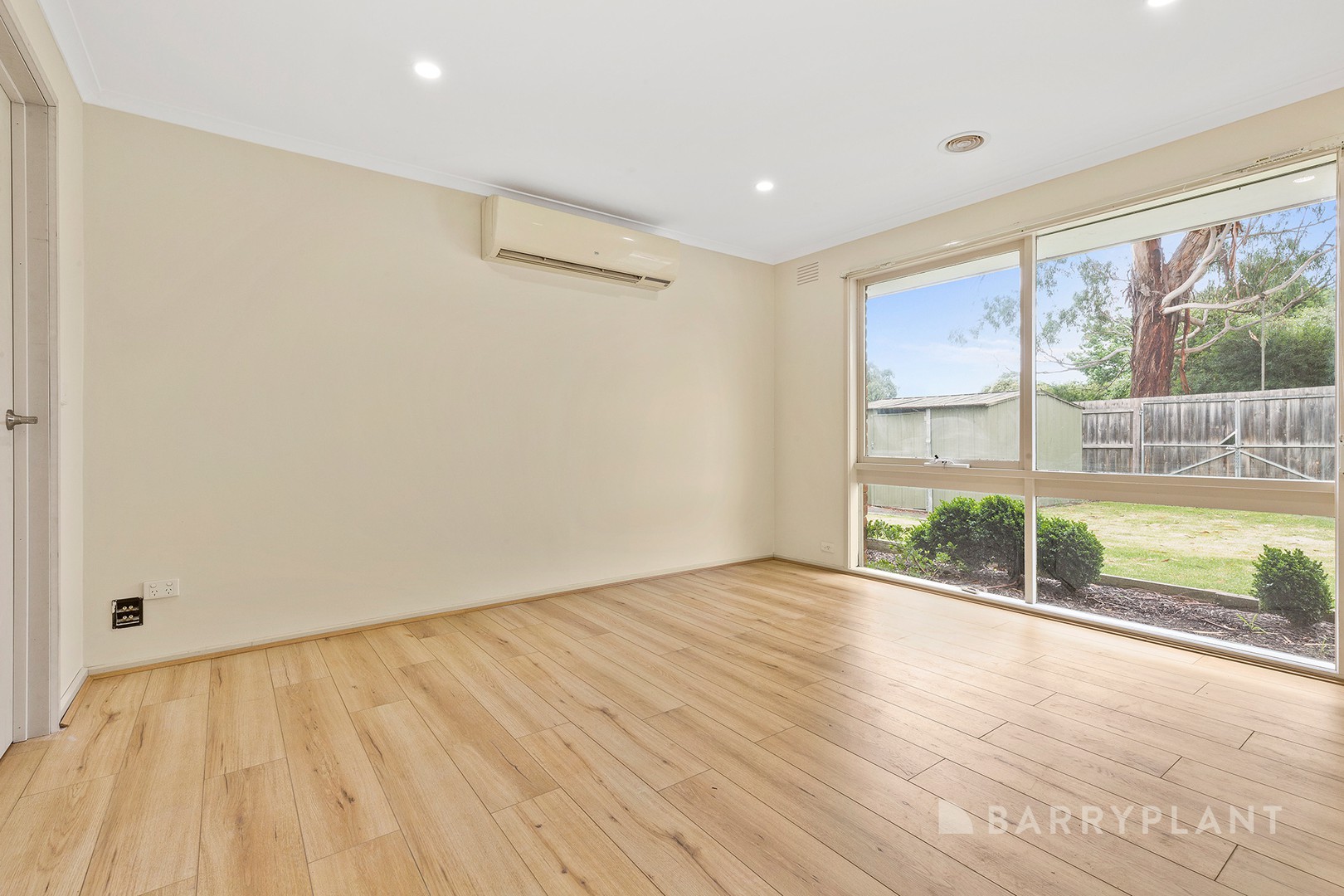 5 Aberdeen Court, Narre Warren, VIC 3805 - Thumbnail 2 - 08/01/2025
