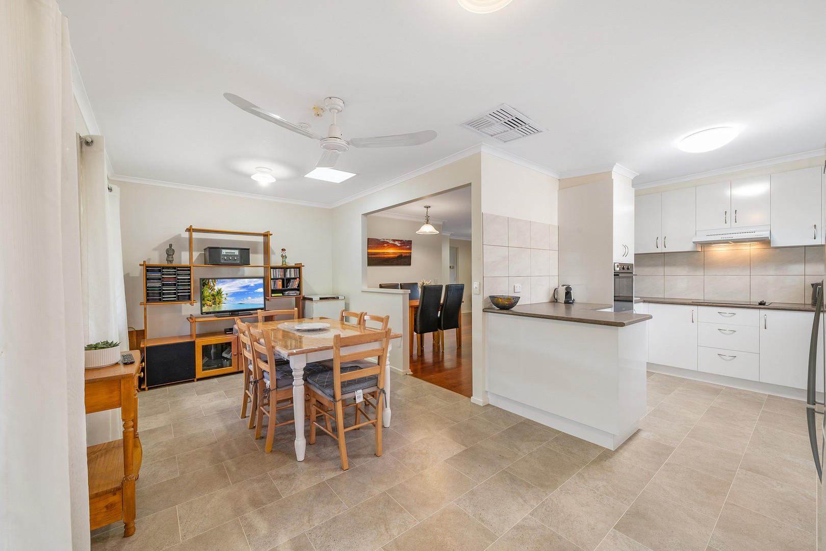 5 Adios Place, Keilor Downs, VIC 3038, Keilor Downs - Thumbnail 5