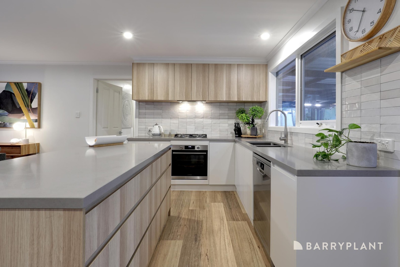 5 Allenby Avenue, Cockatoo, VIC 3781, Cockatoo - Thumbnail 2