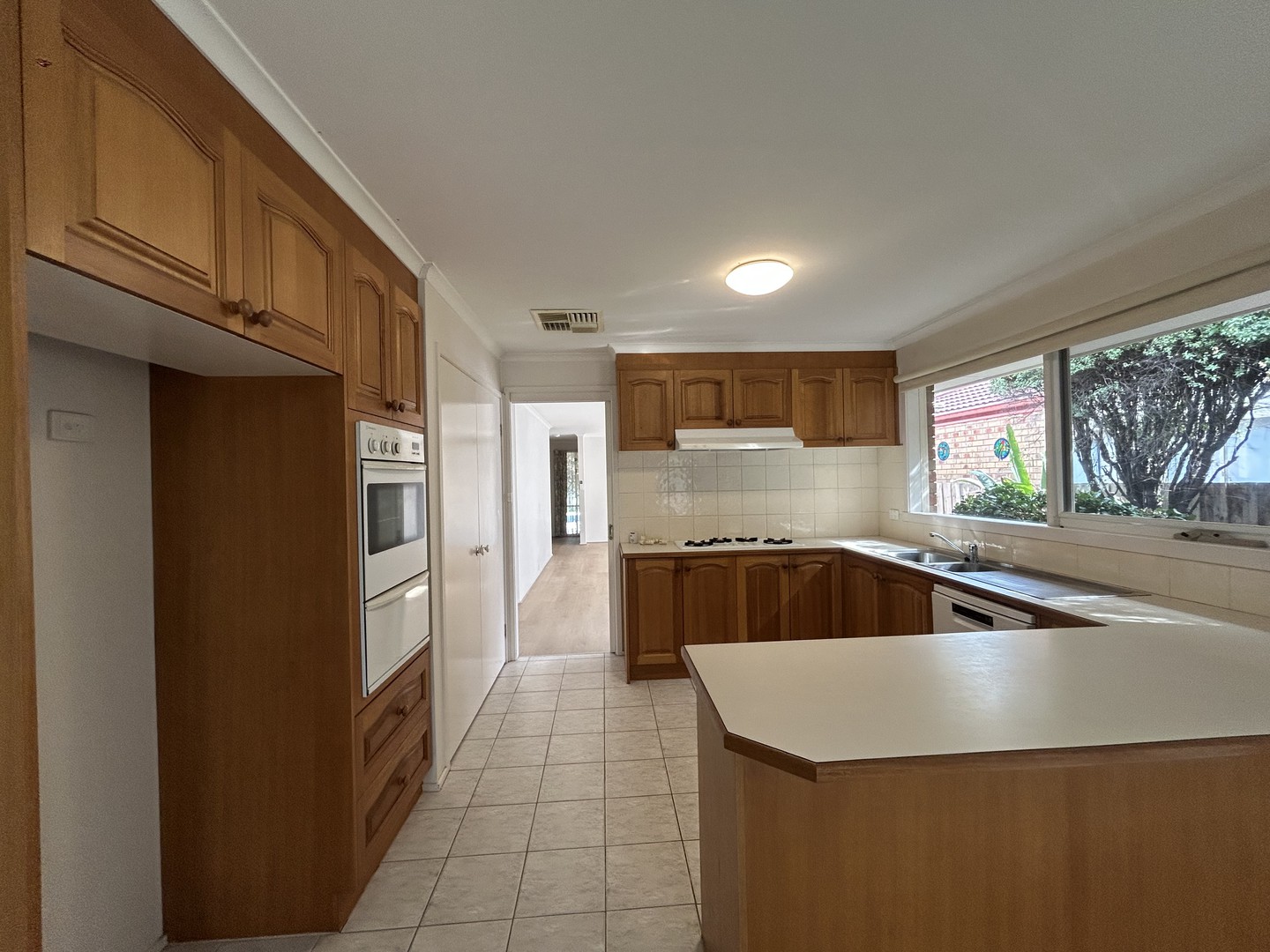 5 Applewood Drive, Knoxfield, VIC 3180 - Thumbnail 2 - 23/03/2026