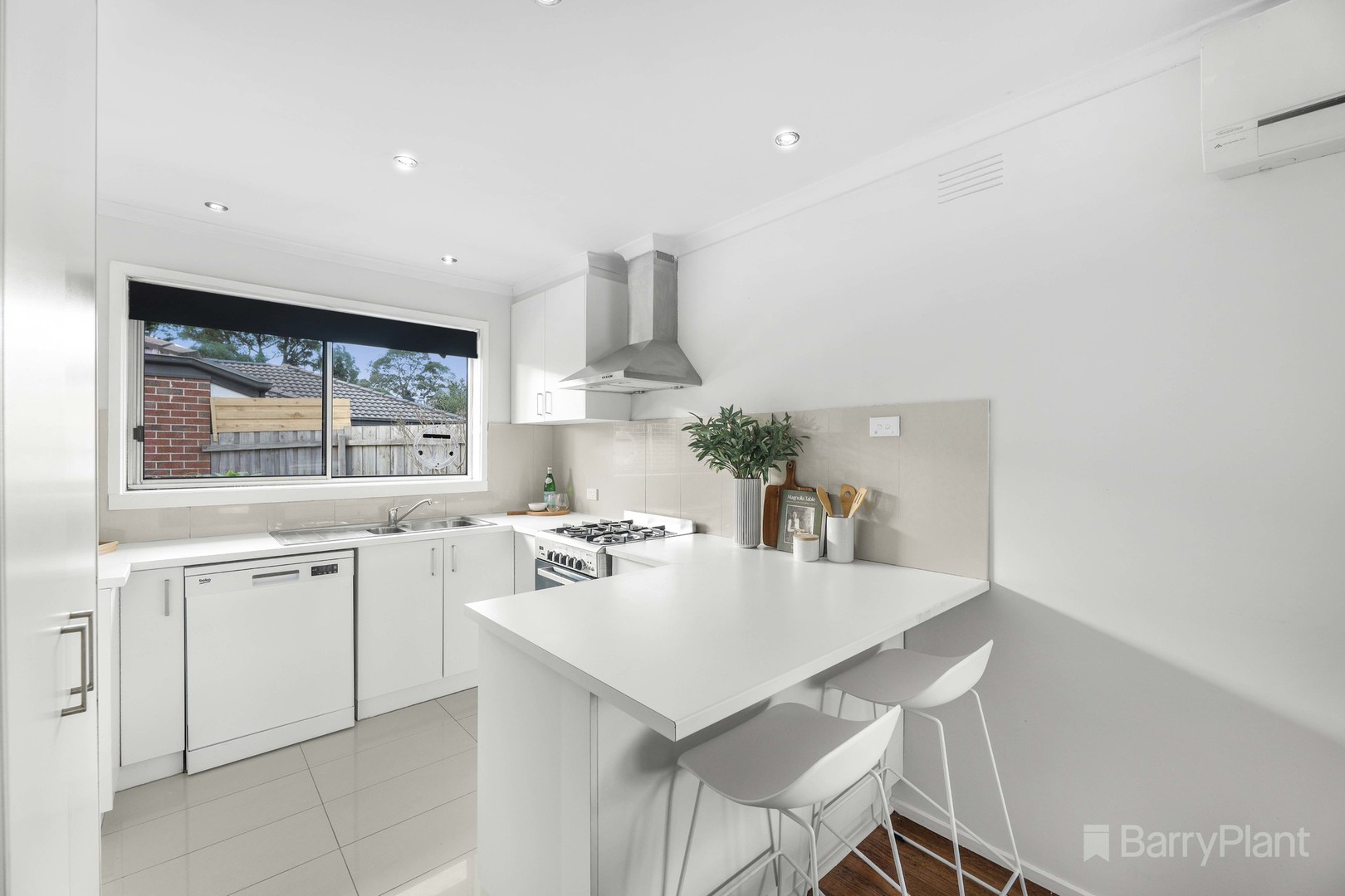 5 Araluen Drive, Croydon, VIC 3136, Croydon - Thumbnail 4