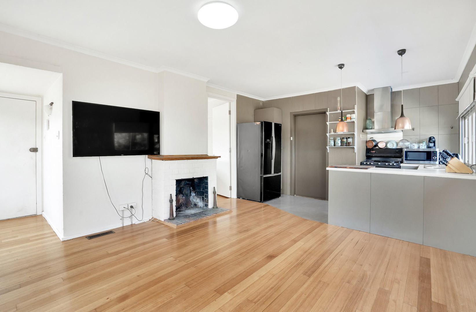 5 Avalon Avenue, Broadmeadows, VIC 3047, Broadmeadows - Thumbnail 3