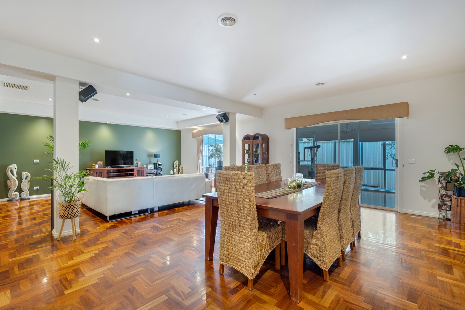 5 Avonlea Court, Roxburgh Park, VIC 3064, Roxburgh Park - Thumbnail 3