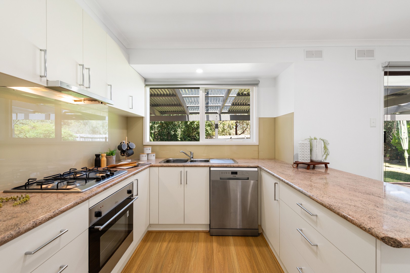5 Ayers Court, Taylors Lakes, VIC 3038, Taylors Lakes - Thumbnail 6