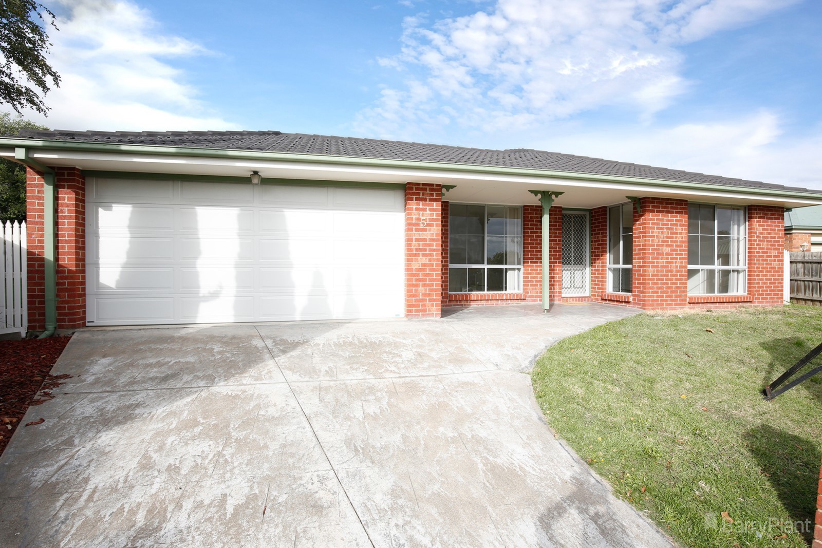 5 Barber Court, Berwick, VIC 3806, Berwick - Thumbnail 2