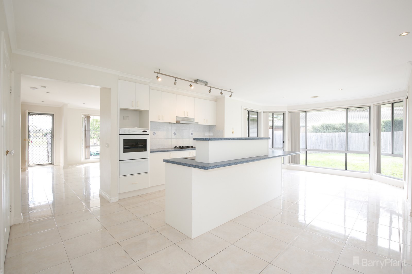 5 Barber Court, Berwick, VIC 3806, Berwick - Thumbnail 3