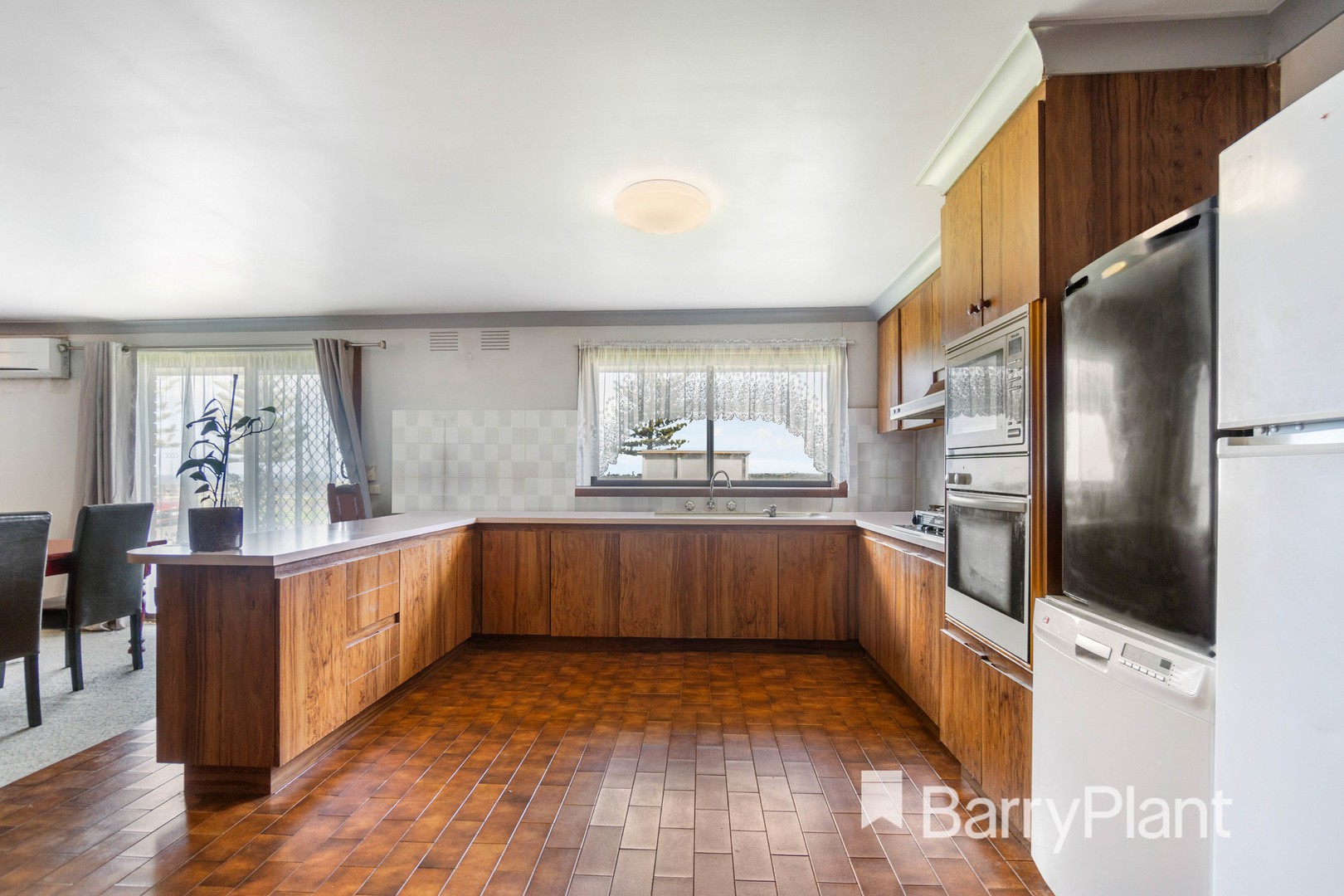 5 Beach Road, Werribee South, VIC 3030, Werribee South - Thumbnail 7