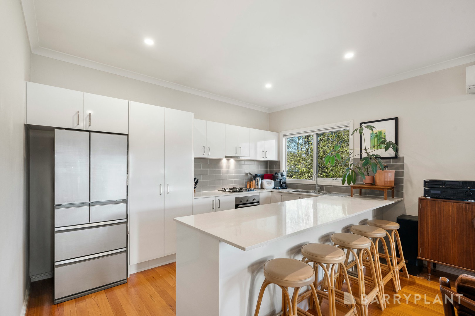5 Bella Vista Crescent, Healesville, VIC 3777 - Thumbnail 2 - 24/06/2026