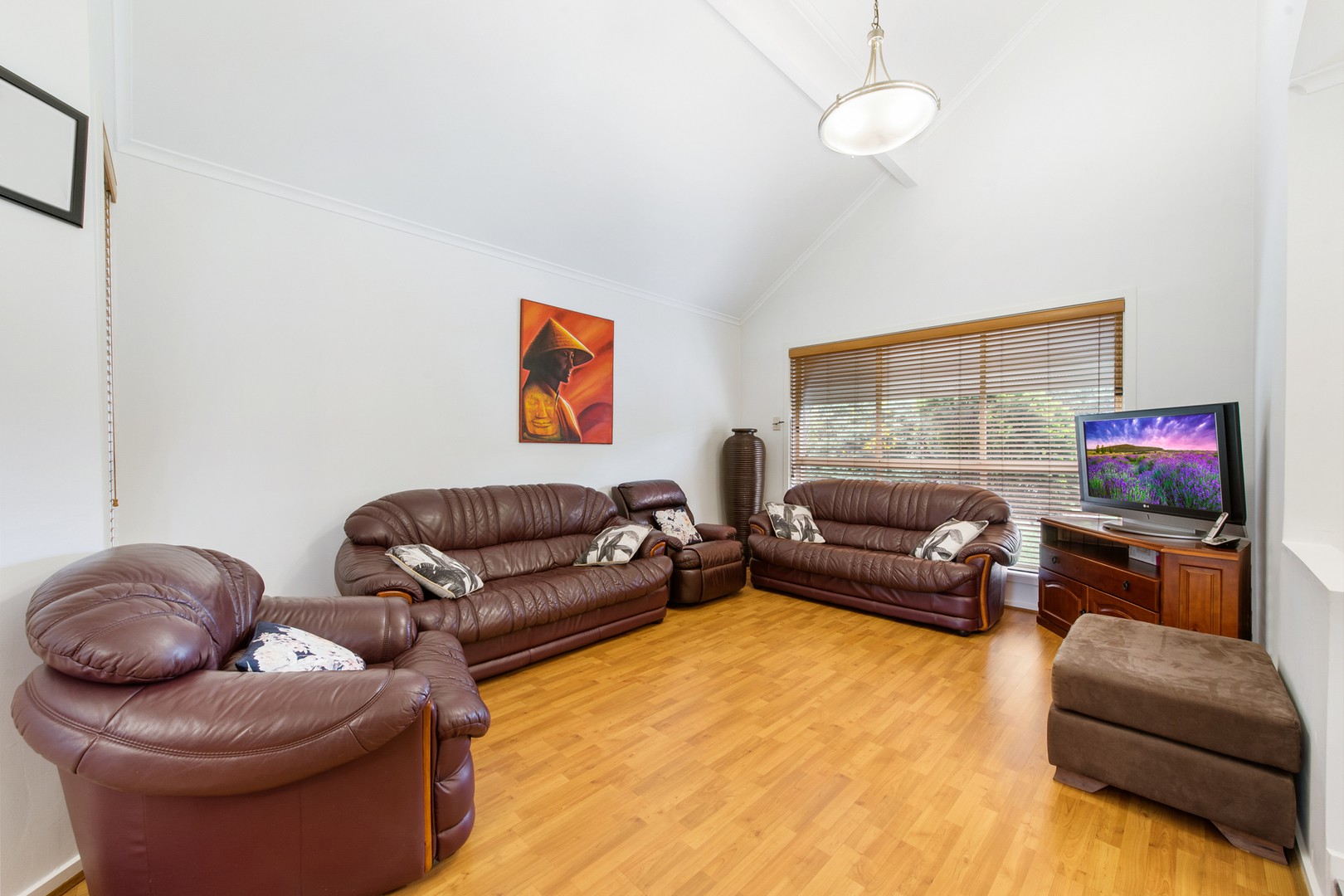 5 Bernborough CourtKeilor Downs, VIC 3038, Keilor Downs - Thumbnail 4
