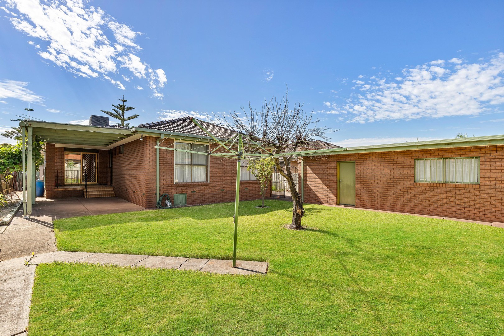 5 Bianchi Court, Keilor Downs, VIC 3038, Keilor Downs - Thumbnail 2