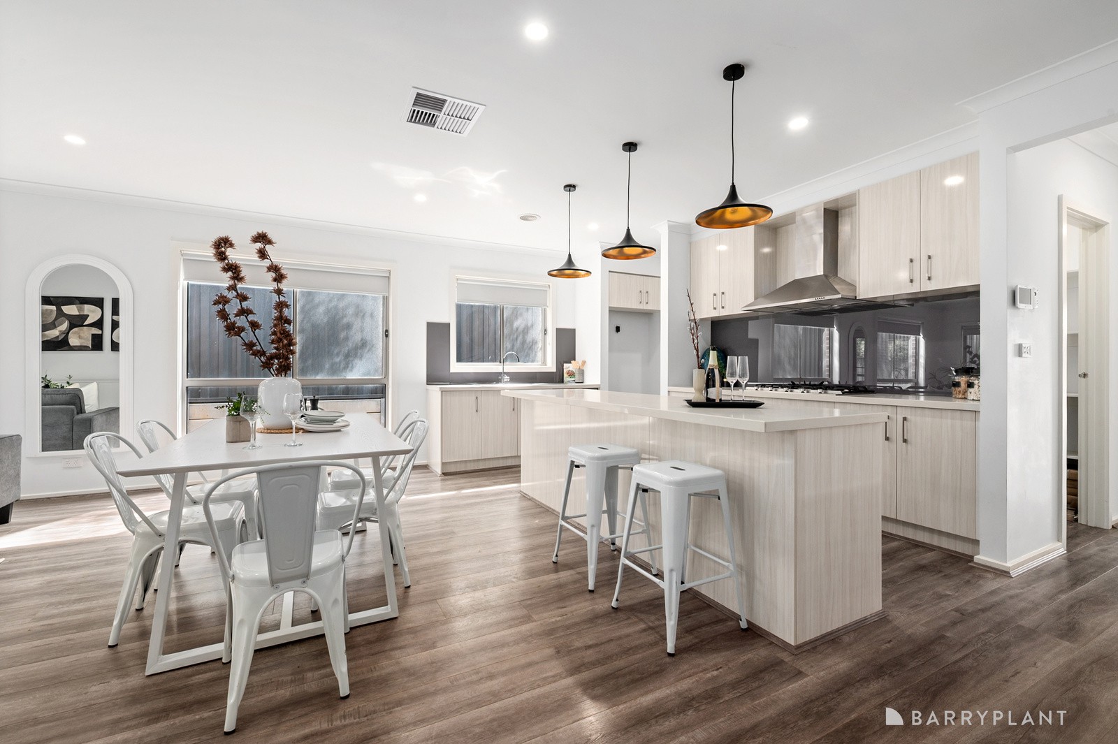 5 Bighorn Road, Truganina, VIC 3029 - Thumbnail 2 - 29/01/2026