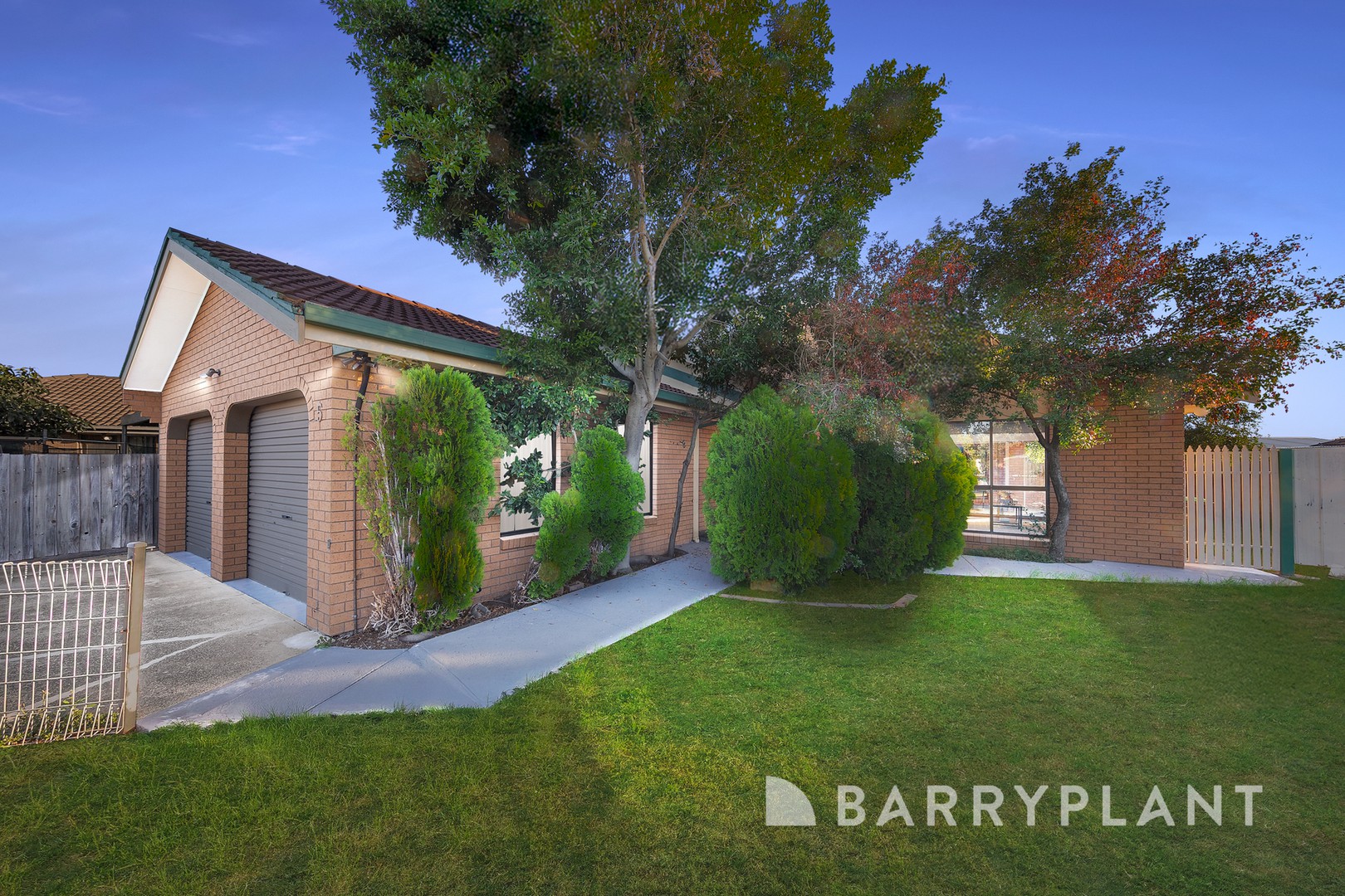 5 Binalong Court, St Albans, VIC 3021 - Thumbnail 2 - 06/03/2026