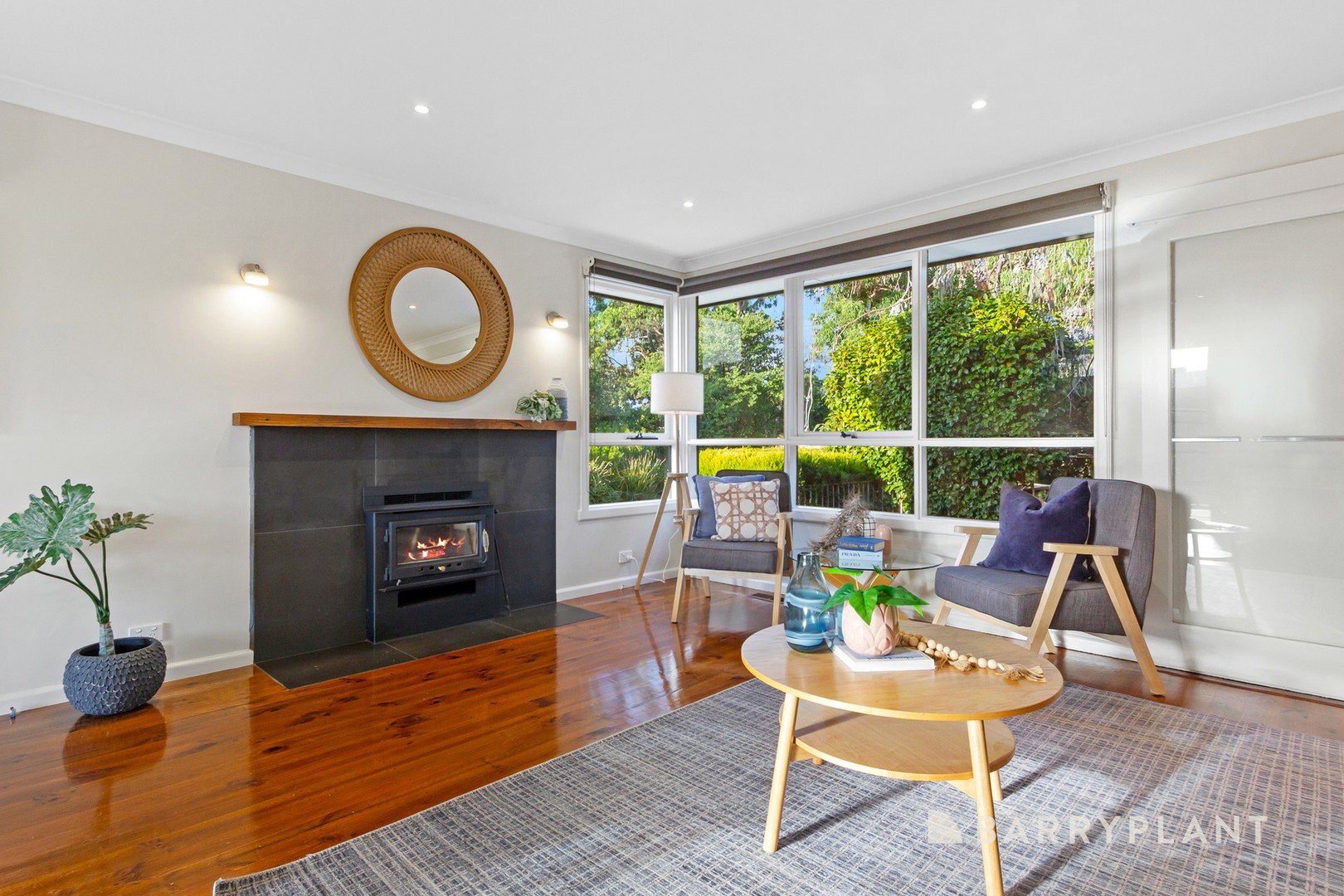 5 Birralee Street, Wantirna South, VIC 3152 - Thumbnail 2 - 01/05/2025