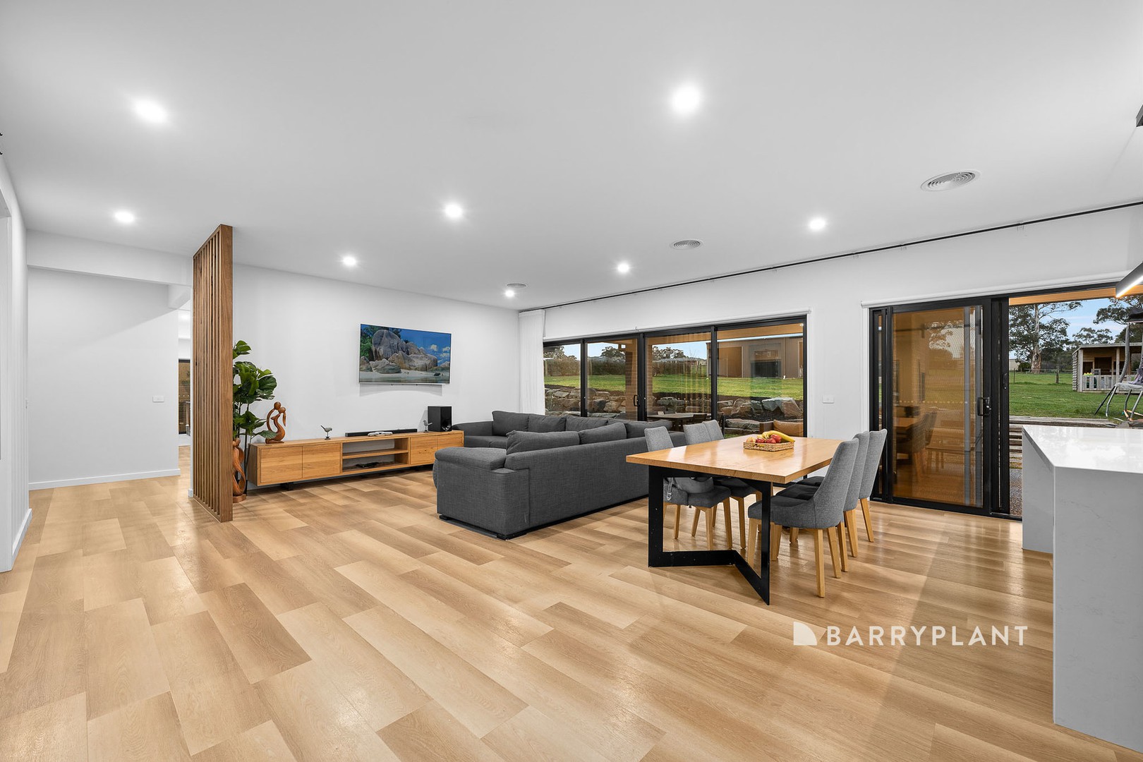 5 Blacksmith Court, Drouin, VIC 3818, Drouin - Thumbnail 3