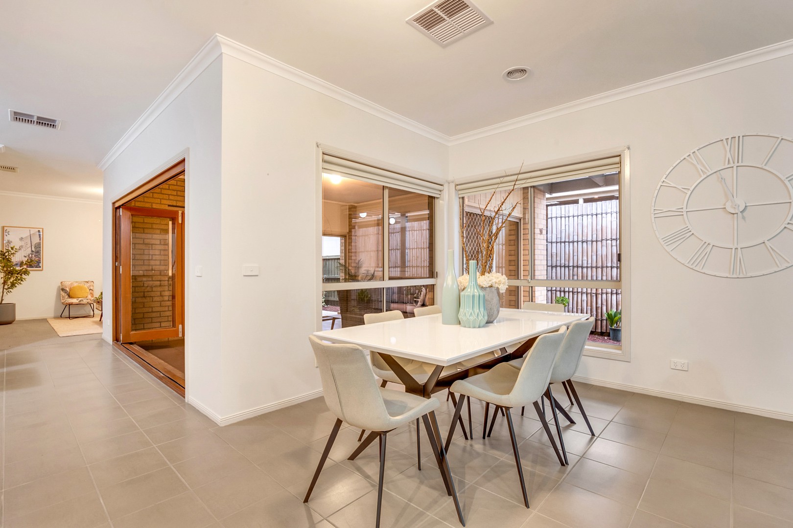 5 Blairgowrie Drive, Craigieburn, VIC 3064, Craigieburn - Thumbnail 5