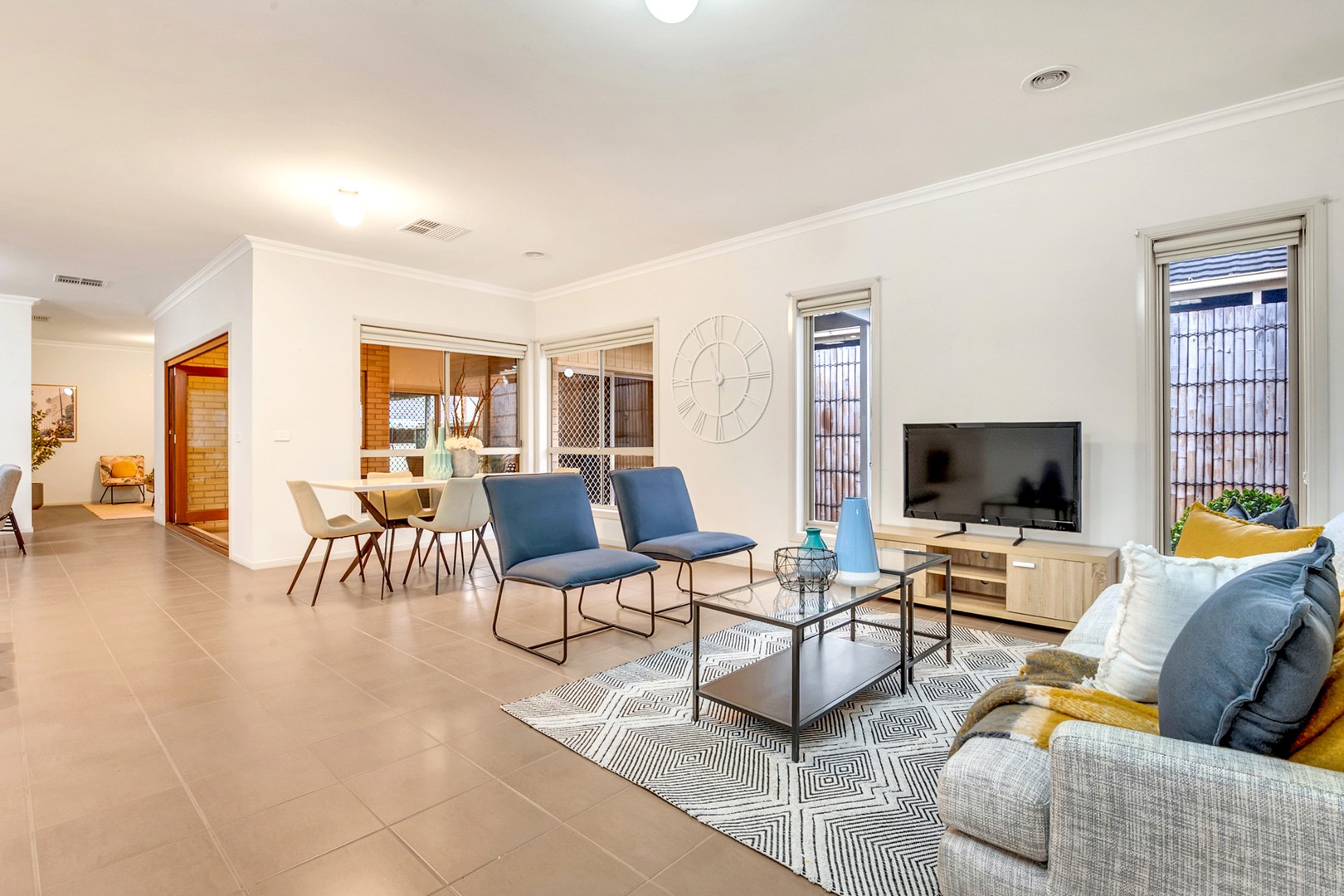 5 Blairgowrie Drive, Craigieburn, VIC 3064, Craigieburn - Thumbnail 6