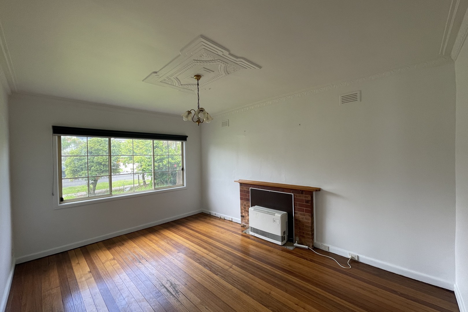 5 Bonview Street, Reservoir, VIC 3073, Reservoir - Thumbnail 2