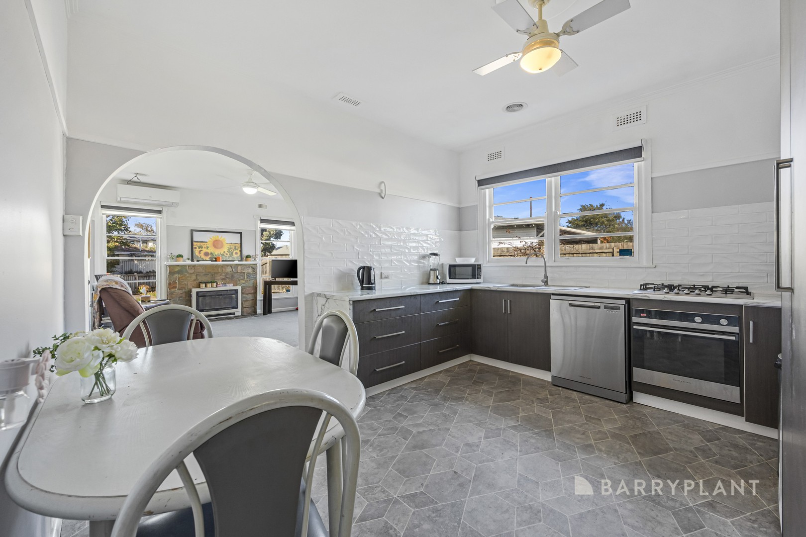 5 Boronia Grove, Wendouree, VIC 3355, Wendouree - Thumbnail 7